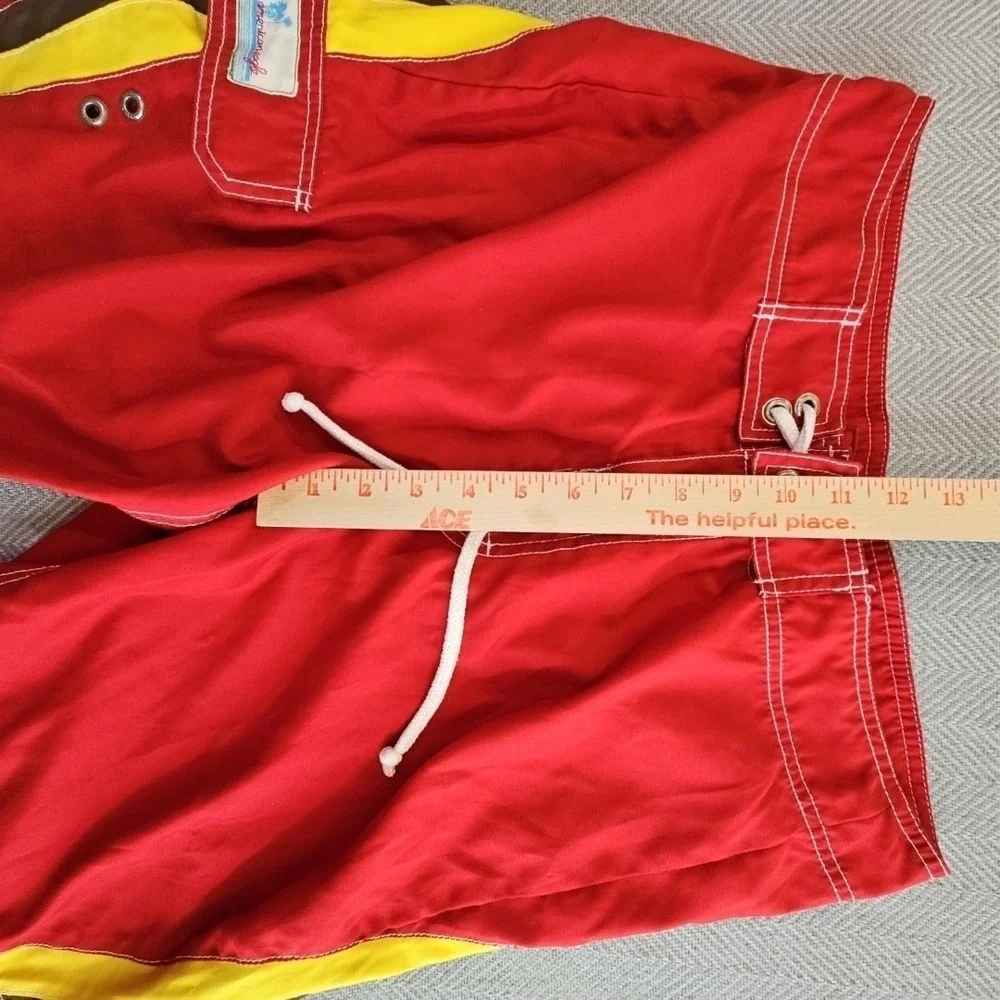 American Eagle Men 32 Board Shorts Swim Trunks Red Yellow 10 Inseam EUC Surf NWT